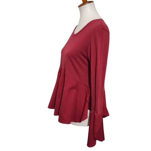 Guest Editor Maroon Bell Sleeve Peplum Top - Picture 4 of 11